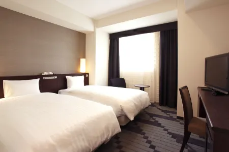 JR-EAST HOTEL METS YOKOHAMA TSURUMI Отели рядом со станцией Tsurumi-ichiba Railway Station