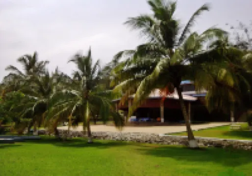 Paradise Resort, Lake Bosomtwe