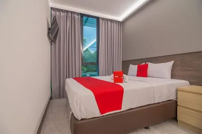 RedDoorz Near Taman Rejomulyo Các khách sạn ở Semarang