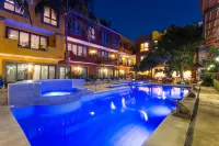 Casa Lotería -Pueblito Sayulita- Colorful, Family and Relax Experience with Private Parking and Pool - Beach