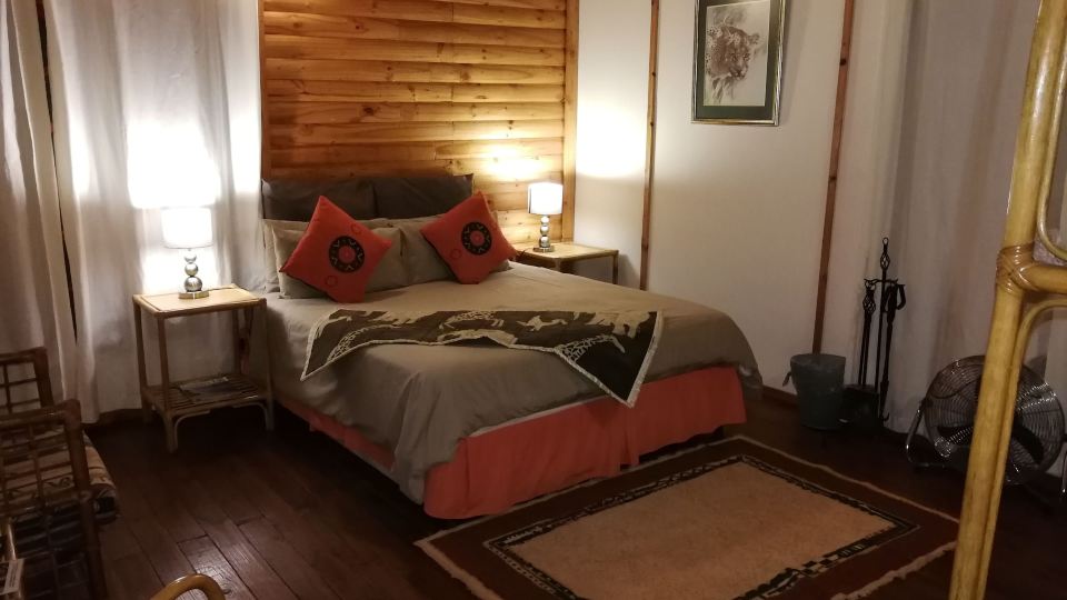 Woodland Gardens Self Catering Pet Friendly Lodge
