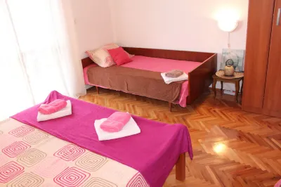 Guest House Tomanovic Hotels near Drinking fountain Karacha