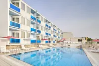 Hotel Plavi Plava Laguna - Pools