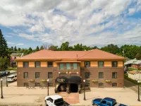 The Calvert Hotel Hotels in Lewistown