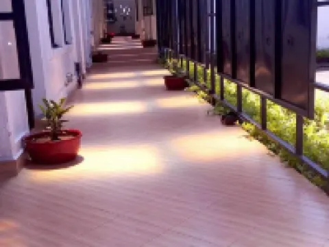 Dover Hotel Bondo Hotels in Bondo