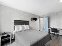 Hotel 365 Bronx - Yankee Stadium Hotels near Millbrook Park