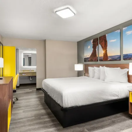 Days Inn by Wyndham Albuquerque Northeast