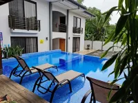 Ballena Paradise Apartments - piscina