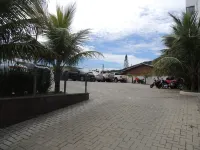 Hotel Recanto Dos Dinossauros - parking