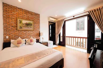 B'lan Riverside Villa Hotels in Hoi An