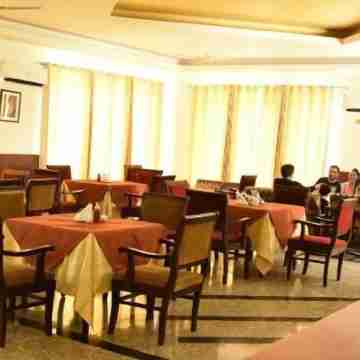 Dabchick Tourist Resort Dining/Meeting Rooms
