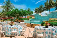 Palm Beach Marriott Singer Island Beach Resort & Spa Отели в г. Ривьера Бич