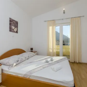 Apartments Srecko