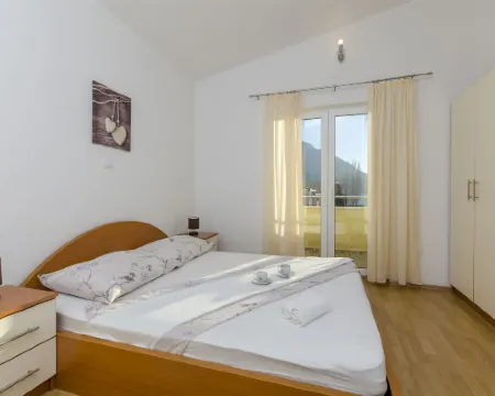 Apartments Srecko Hotels in Duce