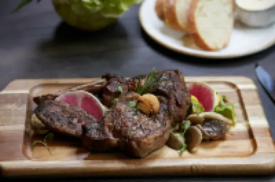 Elyton Hotel, Autograph Collection Hotels in 