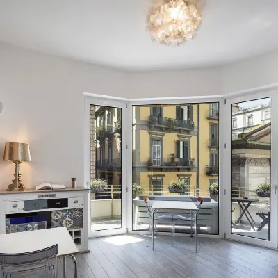 IstayinToledo Luxury Guest House Hotels near Metro Art