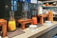 Campanile Vienna South - Breakfast