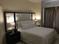 Tntee Apartments