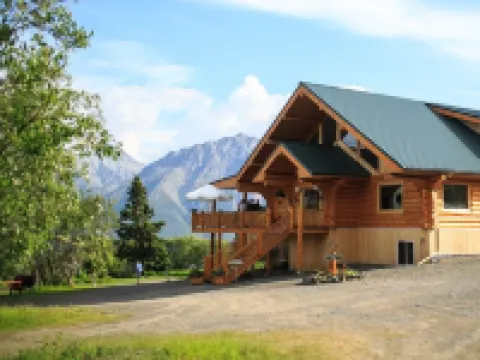 Majestic Valley Wilderness Lodge Hotels in Matanuska-Susitna