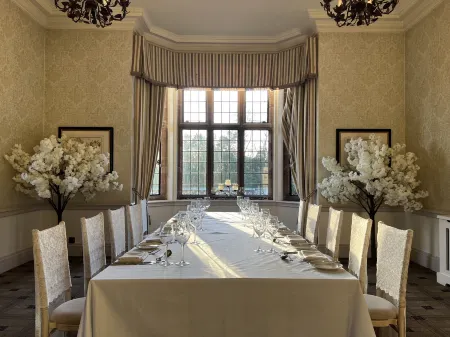 Inglewood Manor Отели в г. Эллесмер-Порт