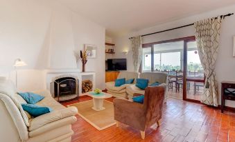 Villa Vale Verde 5 Bedroom Villa, 10 min walk to