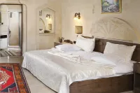 Dilek Tepesi Cave Hotel Hotels in Ayvalı