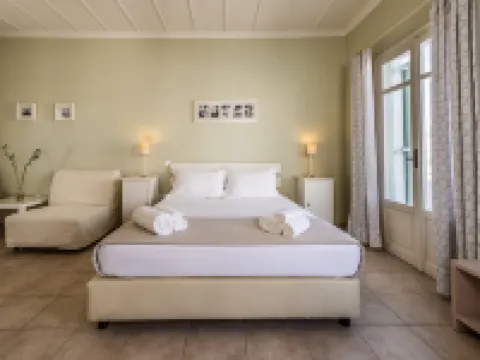 Almyris Hotels in Milos