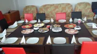 Casa Ana Hotels in Буштень
