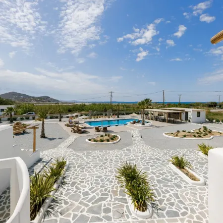 Naxos Finest Hotel & Villas