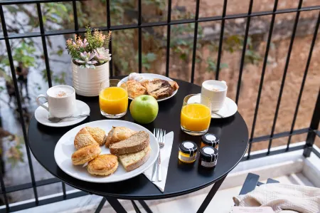 Epoch House & the Orange Shop - Adults Only