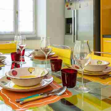 Central Pop House Vicino a Piazza San Carlo by Wonderful Italy Dining/Meeting Rooms