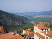 Tholos Hotels in Delphi
