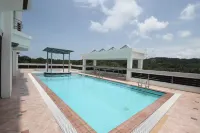Parkview Hotel - Pools