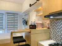 Chic and Cozy Studio Tokyo Riverside Pik 2 Apartment Hotel di Teluknaga