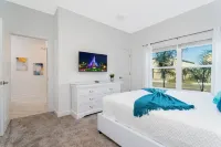 Stunning 4 Bd w/ Pool Close to Disney @ Champions Gate 990 Hotels near Omni Orlando Resort at ChampionsGate