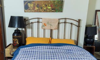 1 Bed Flat - Sleeps 2 - Wifi - Smoking