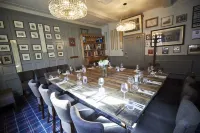 Wykeham Arms Hotels in Chilcomb