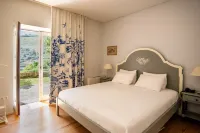 Quinta Dona Matilde Hotels in Abaças