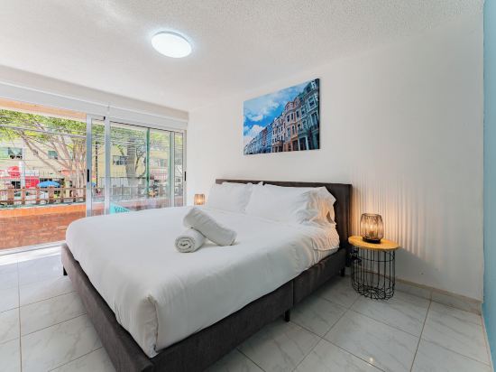 Sonora Apartments by VH