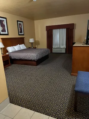 HiWay Inn Express
