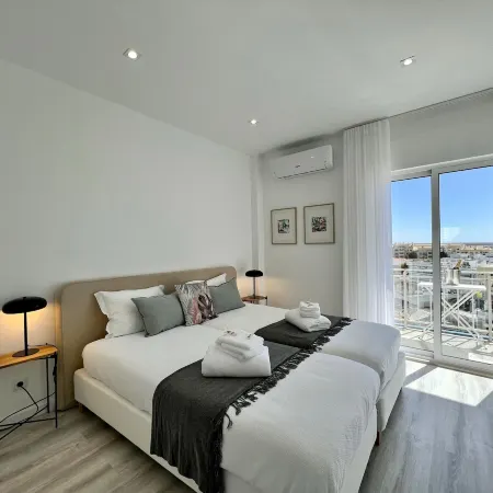 Faro Deluxe by Homing