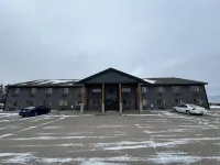Crossroads Hotel Hotels in Shamrock Township