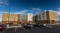 Candlewood Suites FAIRBANKS by IHG - parking