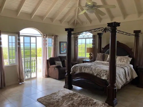 Retreat Guesthouse Luxury Suites - 3-Star