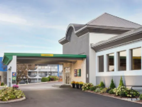 Quality Inn & Conference Centre Kingston Central Hotels in Kingston