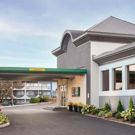 Quality Inn & Conference Centre Kingston Central
