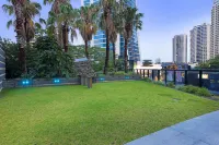 Circle on Cavill - Self Contained & Privately Managed Apartments - Wow Stay