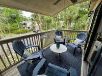 Condo w/ Pool 2BR Close to beach Free WiFi