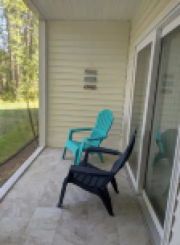 Spacious 3-Bedroom Getaway Myrtle Beach. Includes Entry to State Parks
