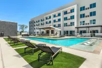 EVEN Hotel WACO - UNIVERSITY AREA by IHG - piscine